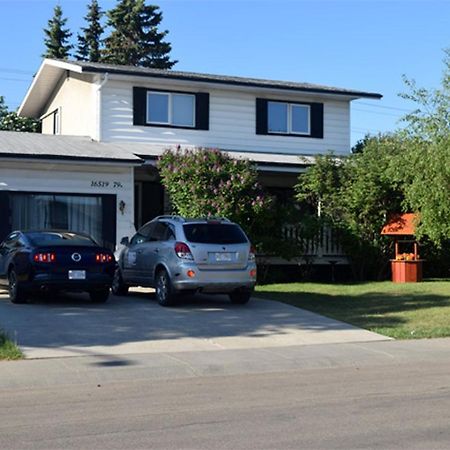 The Dewberry Homestay B&B Edmonton Esterno foto